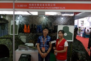【視頻專訪】福建翔騰軍警裝備有限公司譚祥林總經理2016軍警反恐應急展上接受公共安全裝備網專訪
