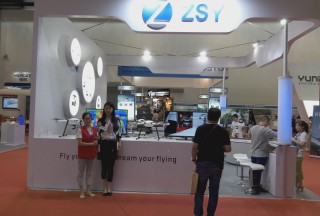 【視頻專訪】南京鐘山苑航空技術有限公司陳娟經理2016防災減災展正在接受公共安全裝備網專訪