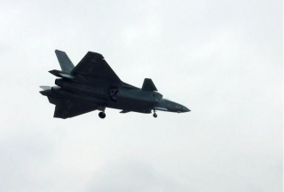 【聚焦】美媒：中國8架殲20原型機加緊試飛 有增產計劃
