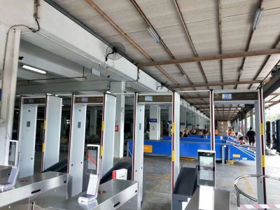 深圳寶安體育館使用中科便攜式安檢門ZK-818